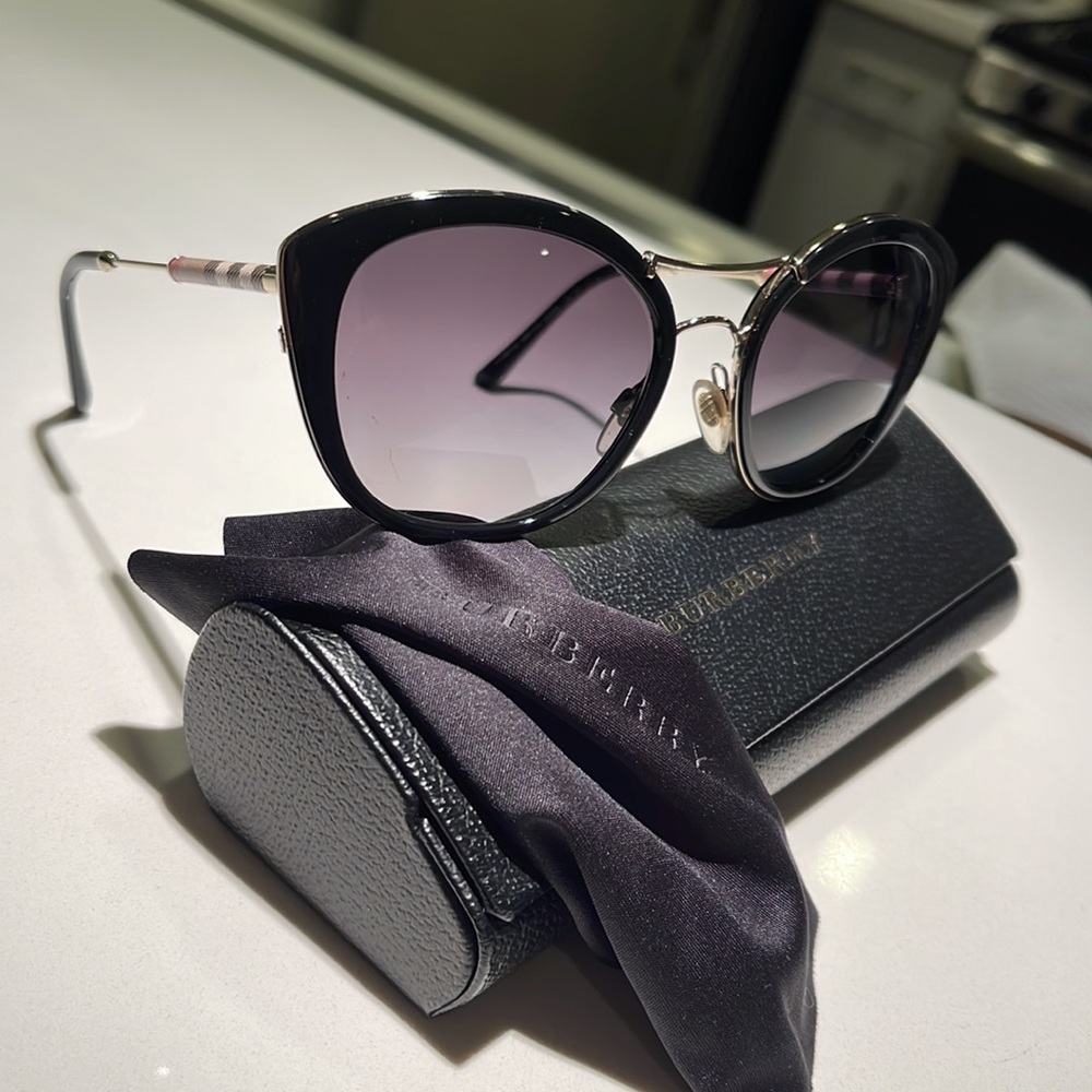 Burberry Sunglasses For Sale